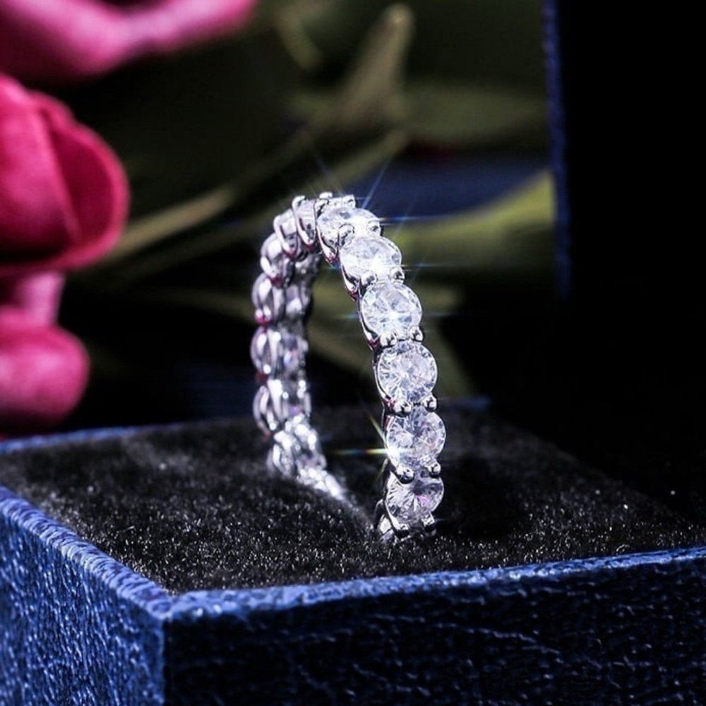 Shiny Round Zircon Full Around Inlaid Silver Ring for Women Size 10